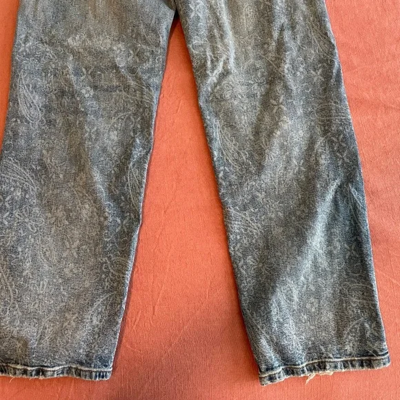 New American Eagle women’s paisley bandana print boyfriend jeans 4L fits 6 - Picture 9 of 16